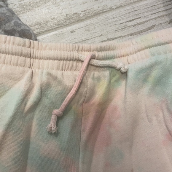 Two pairs of joggers - Picture 3 of 3